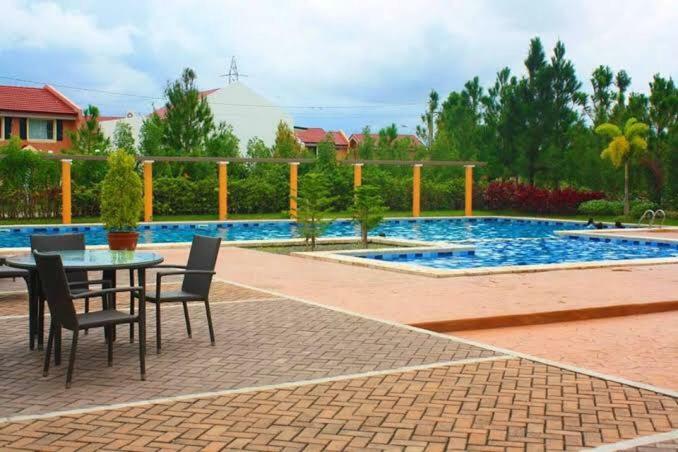 Relaxing Home At Camella Bacolod, Near Airport, Rockwell, Terminals, Famous Resto Экстерьер фото